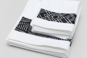 his-and-hers-bath-towels-696099_l-300×200