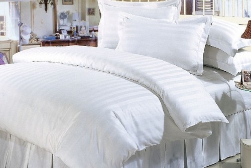 hotel-bed-cover-and-pillow-500×500-1